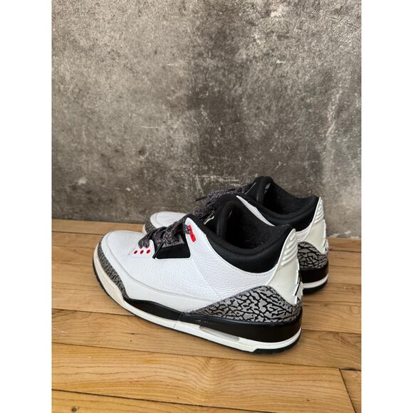 2013 Jordan 3 Retro Infrared Sneaker Mens 11.5 - Picture 3 of 6